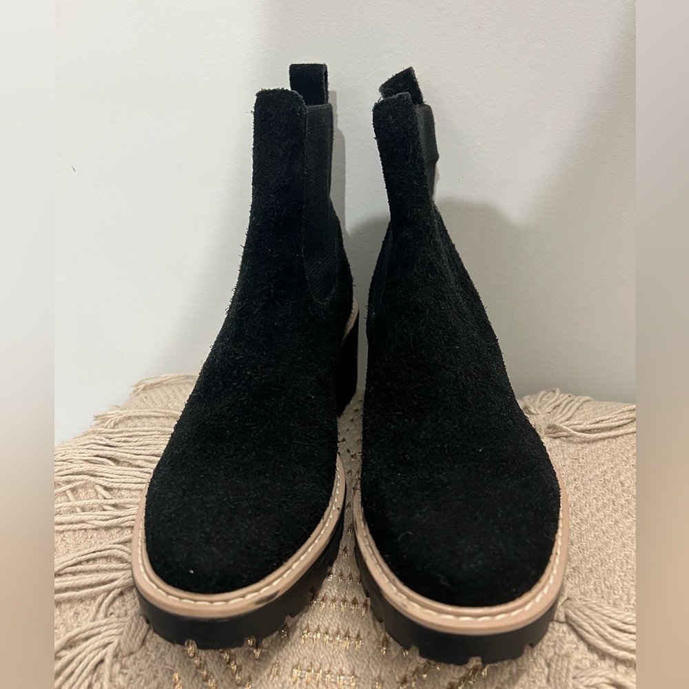 Dolce Vita HELEN Wedge Chelsea Boots – Black | Size 6 | Chunky Lug Sole - Picture 4 of 8